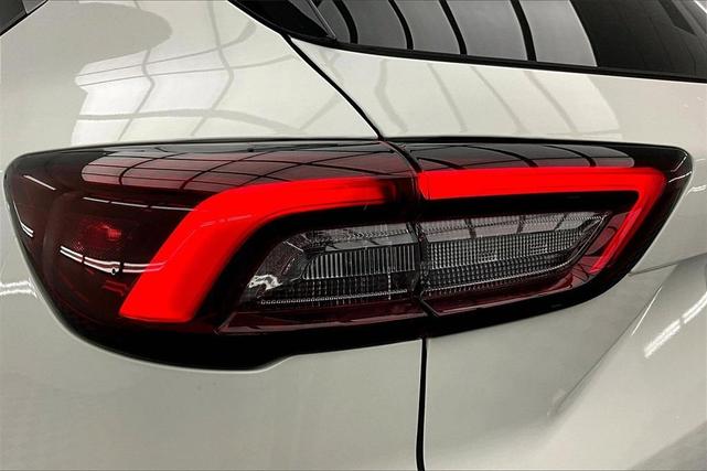Photo of 2023 Star White Ford Escape