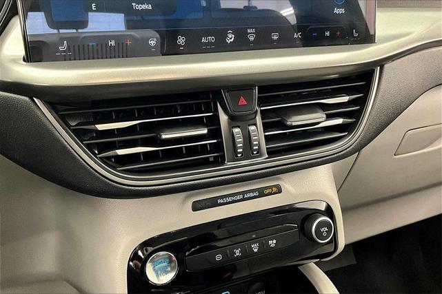 Photo of 2023 Star White Ford Escape