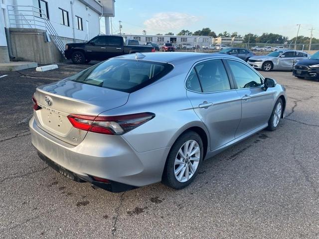 Photo of 2022 Celestial Silver Metallic Toyota Camry