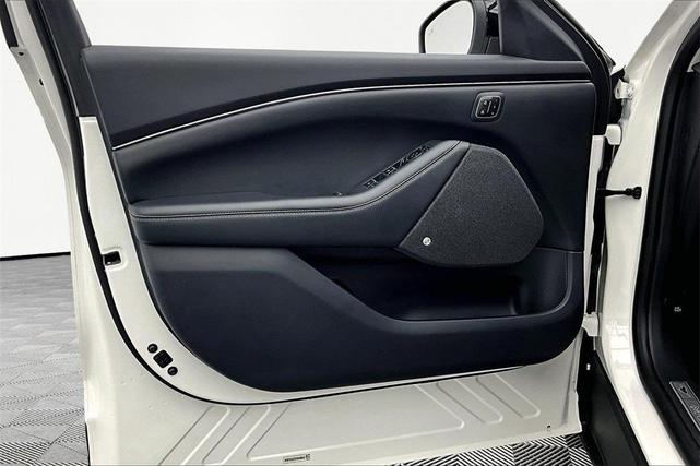 Photo of 2023 Star White Ford Mustang Mach-E