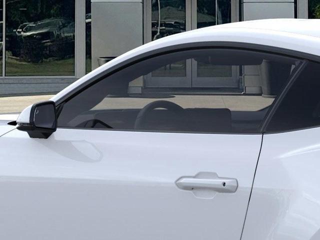 Photo of 2025 Oxford White Ford Mustang