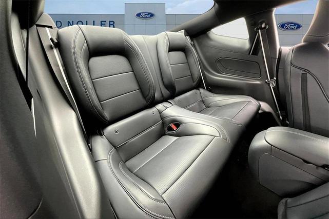 Photo of 2025 Oxford White Ford Mustang