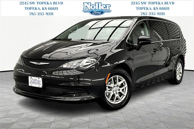 2023 Chrysler Voyager