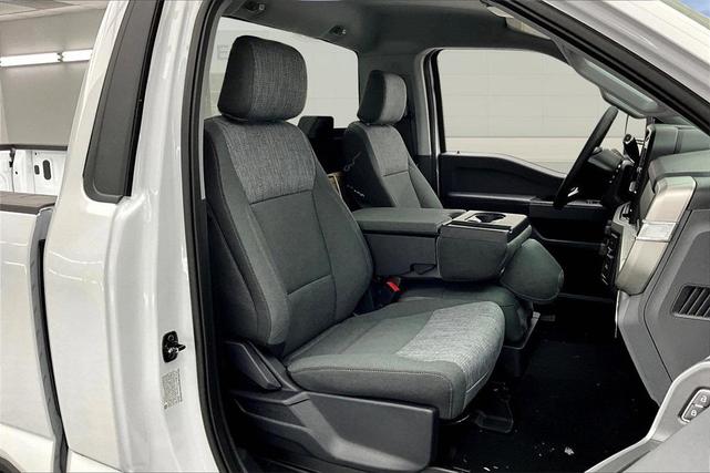 Photo of 2025 Carbonized Gray Metallic Ford F-350