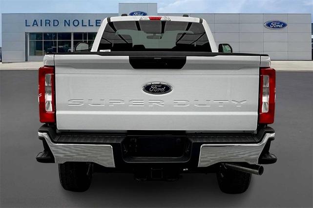 Photo of 2025 Carbonized Gray Metallic Ford F-350