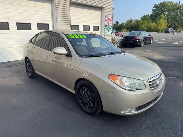 Photo of 2010 Tan Hyundai ELANTRA