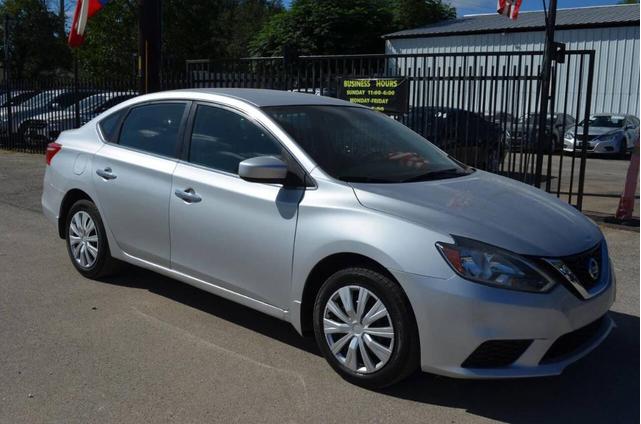 Photo of 2016 Brilliant Silver Nissan Sentra