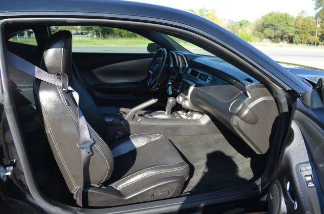 Photo of 2015 Black Chevrolet Camaro