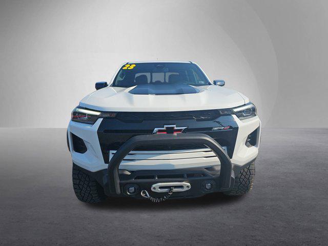 Photo of 2023 Summit White Chevrolet Colorado