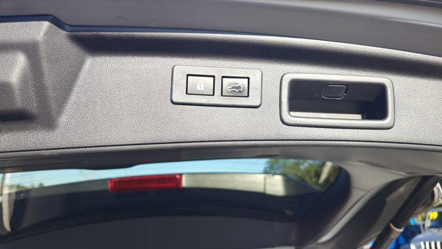 Photo of 2020 Ice Silver Metallic Subaru Forester