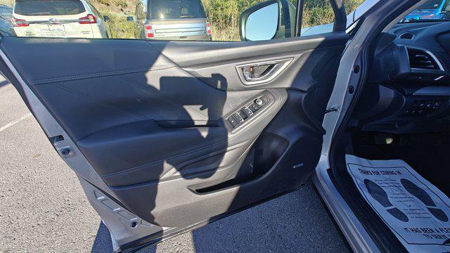 Photo of 2020 Ice Silver Metallic Subaru Forester
