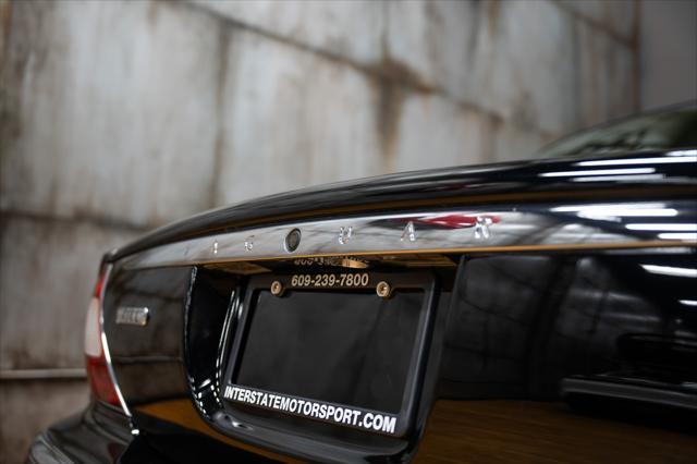 Photo of 2005 Ebony Jaguar XJ