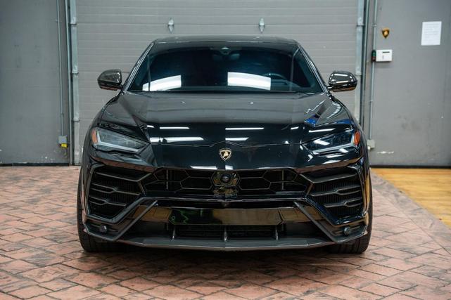Photo of 2021 Black Lamborghini Urus