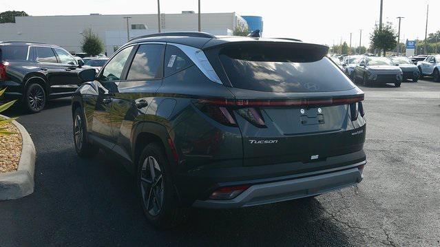 Photo of 2025 Amazon Gray Hyundai TUCSON Hybrid