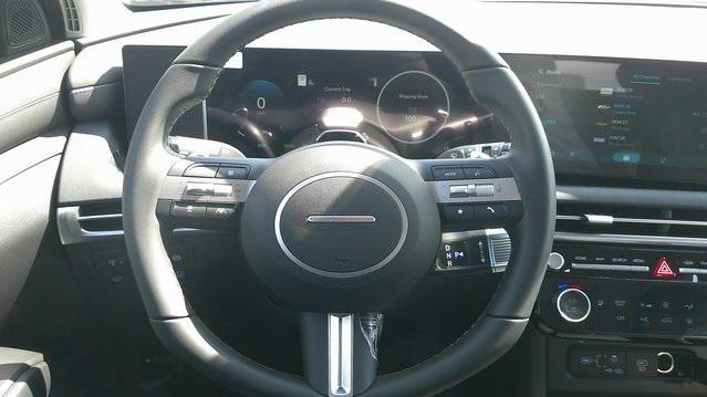 Photo of 2025 Amazon Gray Hyundai TUCSON Hybrid