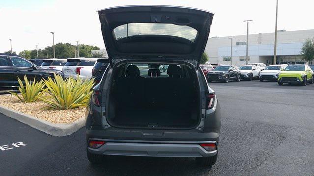 Photo of 2025 Amazon Gray Hyundai TUCSON Hybrid