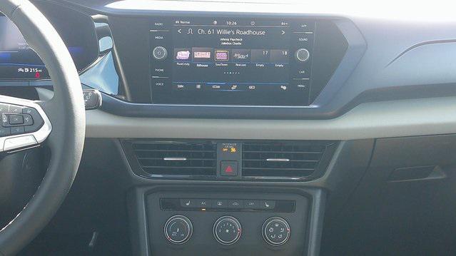 Photo of 2022 Gray Volkswagen Taos