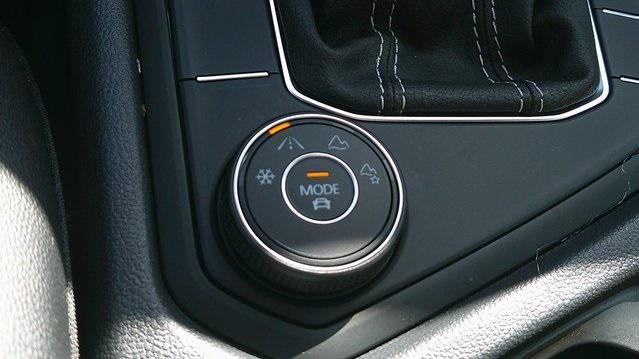 Photo of 2022 Gray Volkswagen Taos