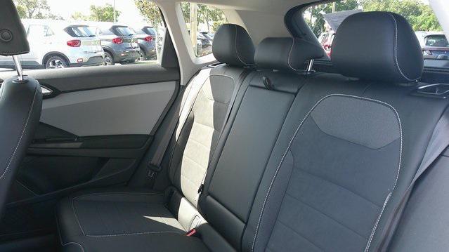 Photo of 2022 Gray Volkswagen Taos