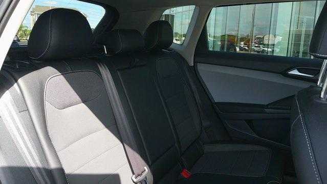 Photo of 2022 Gray Volkswagen Taos