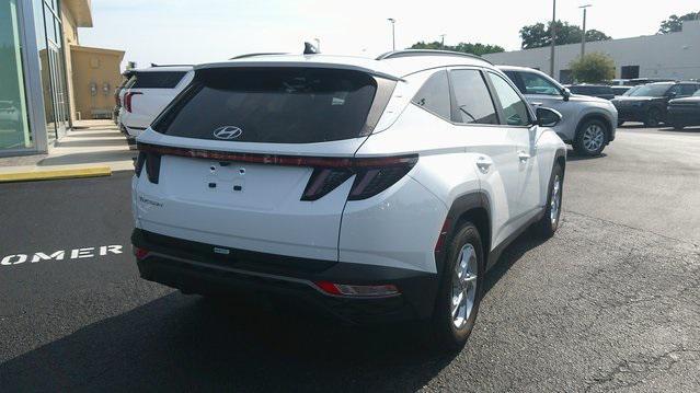Photo of 2022 Quartz White Hyundai TUCSON
