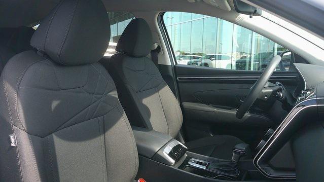 Photo of 2022 Quartz White Hyundai TUCSON
