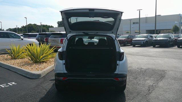 Photo of 2022 Quartz White Hyundai TUCSON