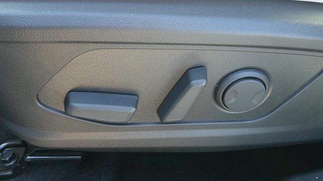 Photo of 2025 Serenity White Pearl Hyundai TUCSON