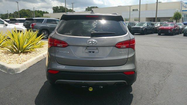 Photo of 2016 Mineral Gray Hyundai Santa Fe Sport