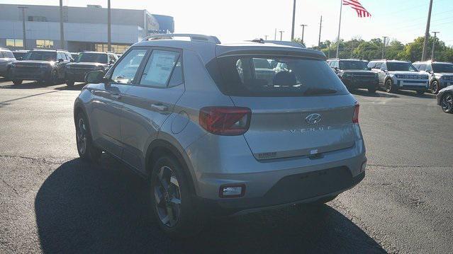 Photo of 2025 Shimmering Silver Hyundai VENUE