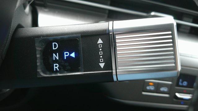 Photo of 2025 Abyss Black Pearl Hyundai KONA