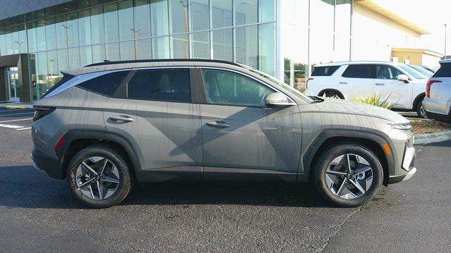 Photo of 2025 Hampton Gray Hyundai TUCSON