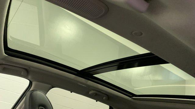 Photo of 2026 Platinum White Pearl Acura MDX