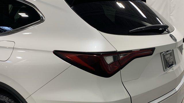 Photo of 2026 Platinum White Pearl Acura MDX