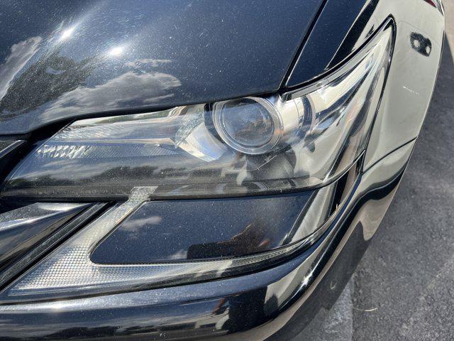 Photo of 2016 Obsidian Lexus GS 200t