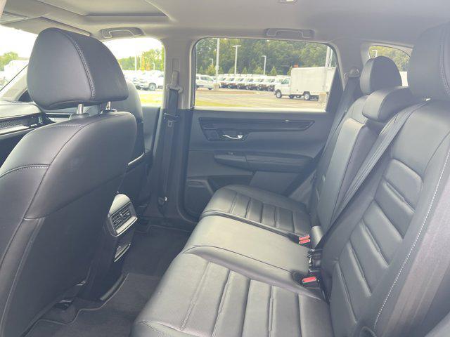 Photo of 2025 Urban Gray Pearl Honda CR-V