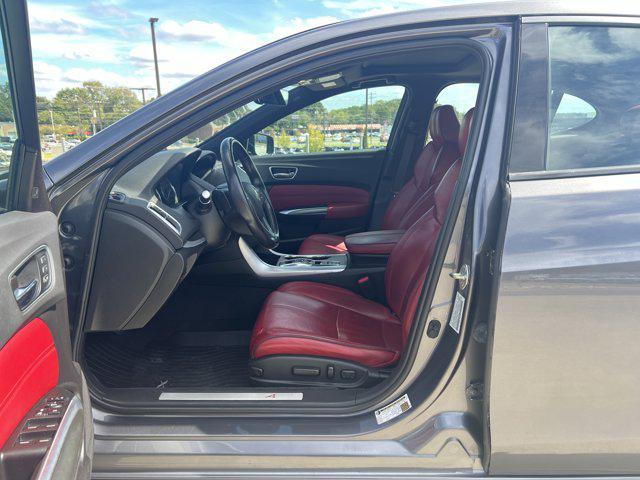 Photo of 2019 Modern Steel Metallic Acura TLX