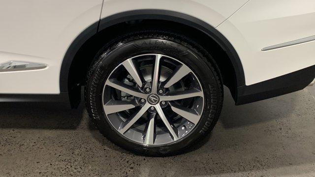 Photo of 2026 Platinum White Pearl Acura MDX