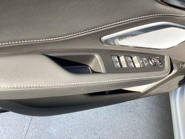 Photo of 2022 Platinum White Pearl Acura RDX