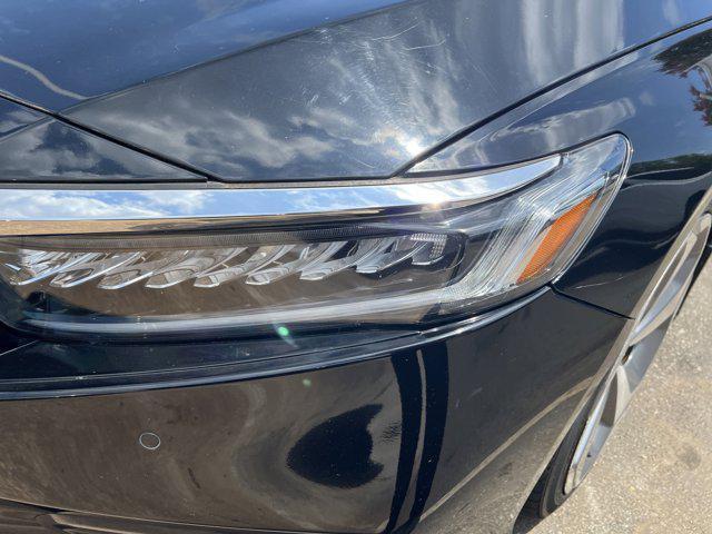 Photo of 2018 Crystal Black Pearl Honda Accord