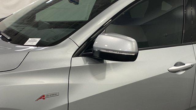 Photo of 2025 Solar Silver Metallic Acura RDX