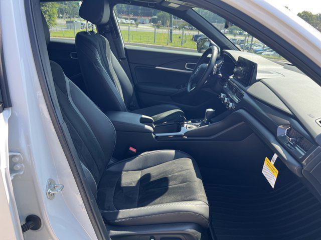 Photo of 2025 Platinum White Pearl Acura Integra