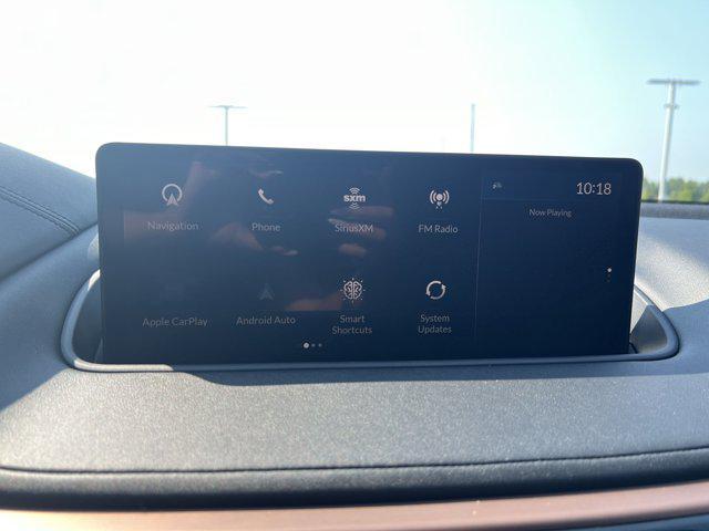 Photo of 2022 Lunar Silver Metallic Acura MDX
