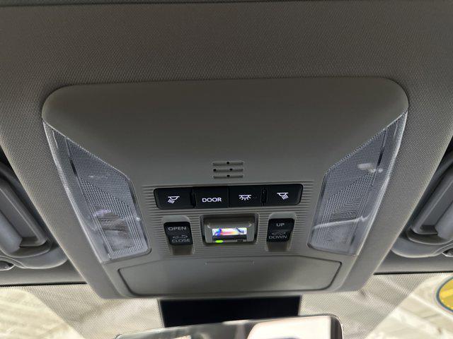 Photo of 2025 Ice Cap Toyota RAV4