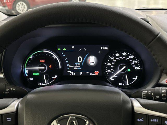 Photo of 2025 Wind Chill Pearl Toyota Sienna