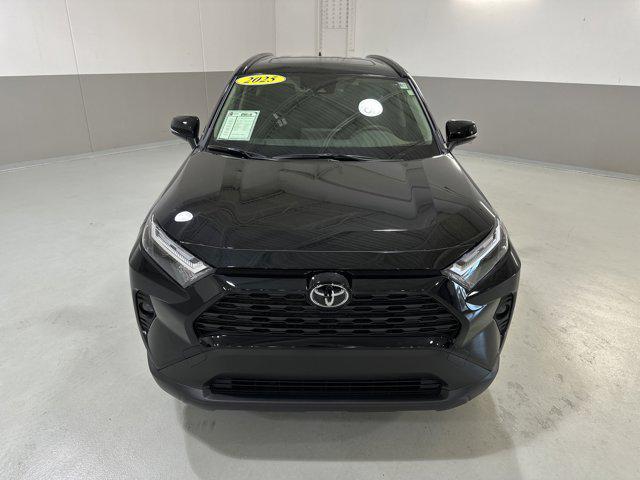 Photo of 2025 Midnight Black Toyota RAV4 Hybrid