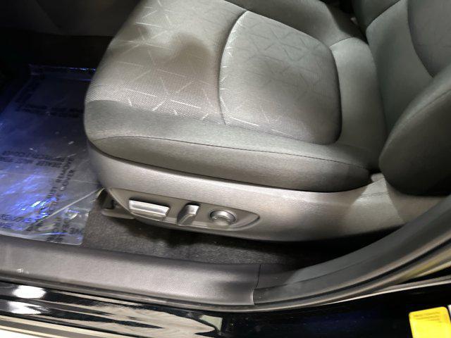 Photo of 2025 Midnight Black Toyota RAV4 Hybrid