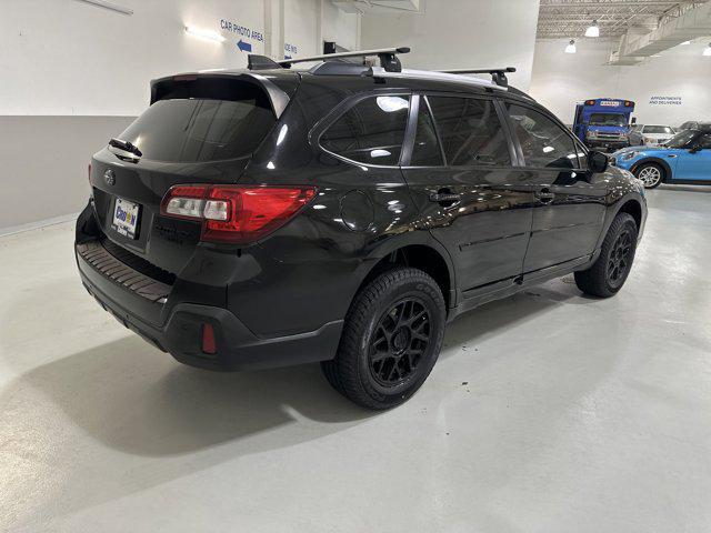 Photo of 2019 Crystal Black Silica Subaru Outback
