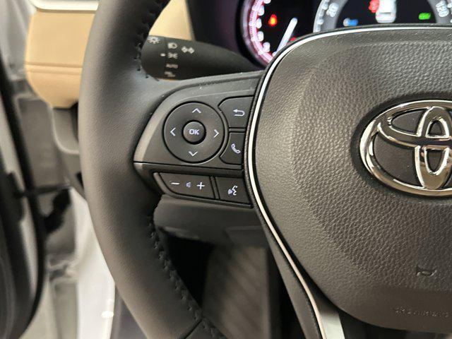 Photo of 2025 Ice Cap Toyota RAV4