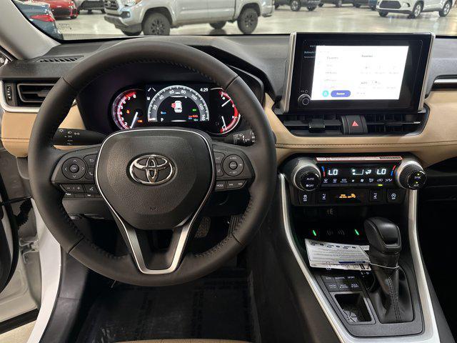 Photo of 2025 Ice Cap Toyota RAV4